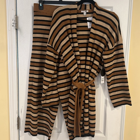 Amuse Society Knit Cardigan and Wide Leg Pants Set - Picture 4 of 11